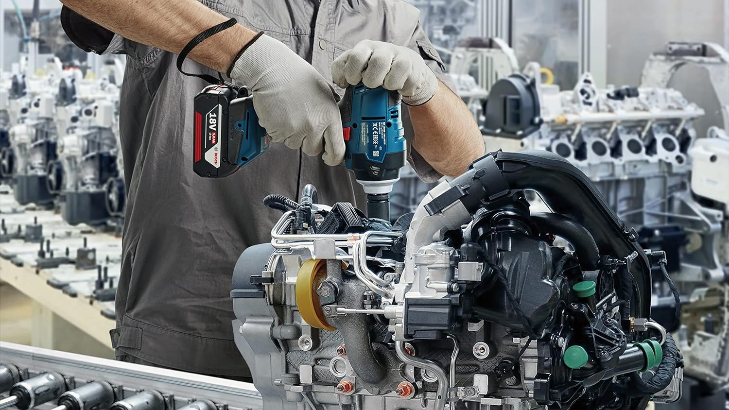 Bosch GDS18V-400 IMPACT WRENCH(Solo)(06019K00K1) — view 3