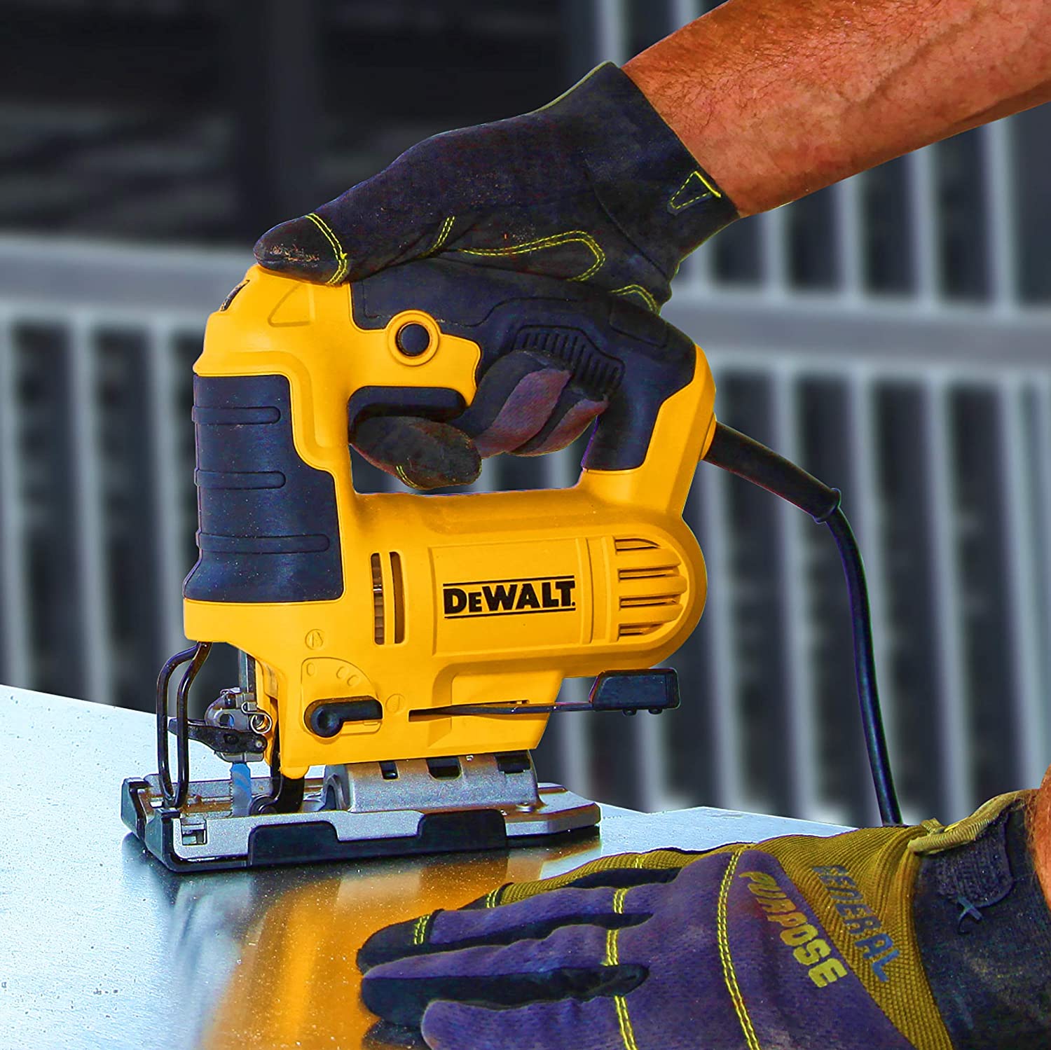 DEWALT DWE349-IN 650W PORTABLE JIGSAW — view 3