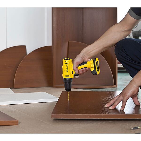 STANLEY SCD121S2K-B1 10.8V-1.5AH Drill Driver — view 2